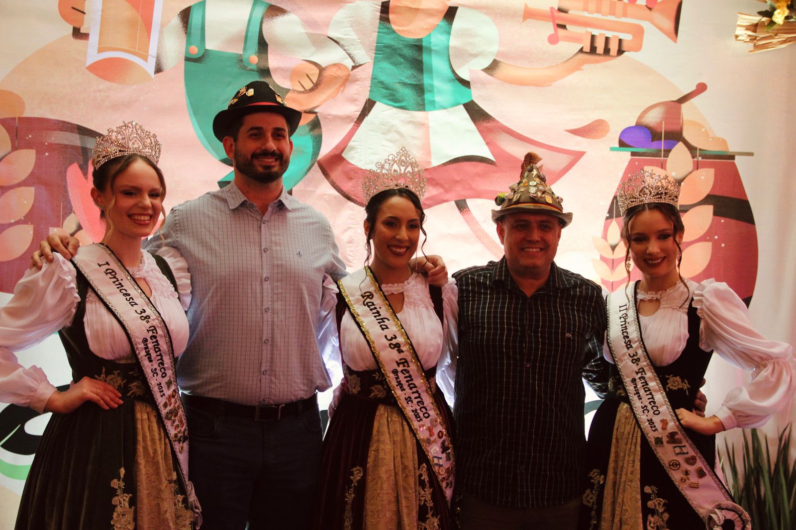 Noite festiva marca lançamento oficial da 38ª edição da Fenarreco